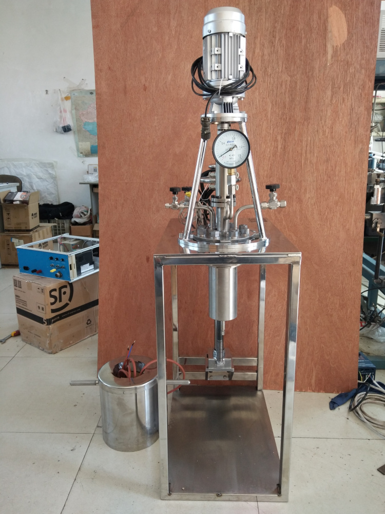 KCFD系列--框架結構、螺栓連接、磁流體直連、翻轉出料正面照片