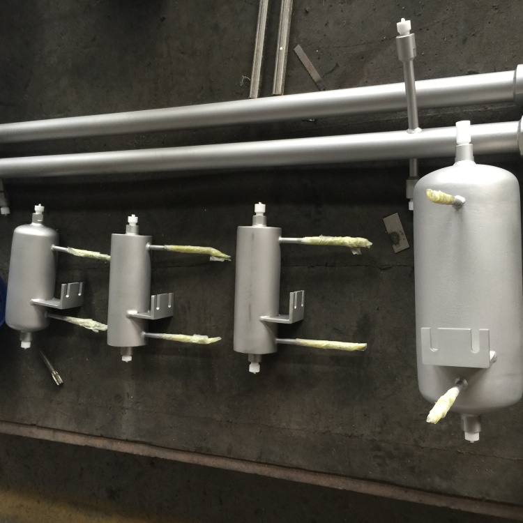 反應器、小罐